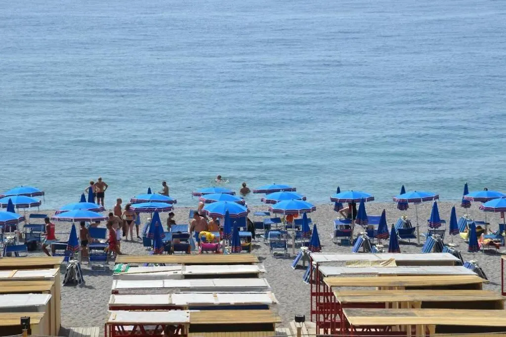 Apartmán Appartamento Casasolemare Fondachello Itálie