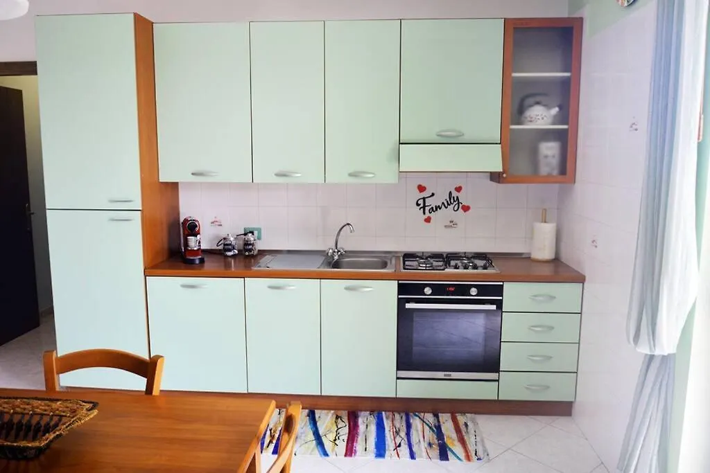 Appartamento Casasolemare Fondachello Apartmán