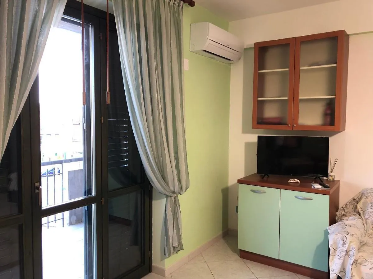 Appartamento Casasolemare Fondachello